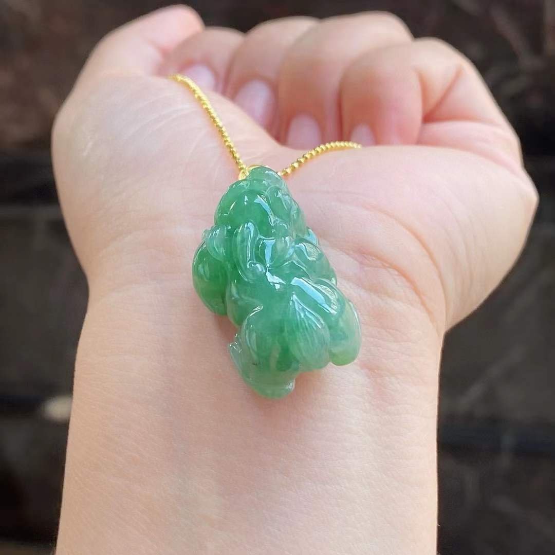 Yanglu Jade Pendant – Pixiu