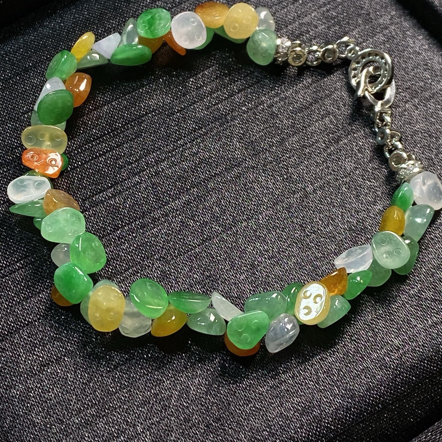 Jade - Bracelet Multi-Jade chips