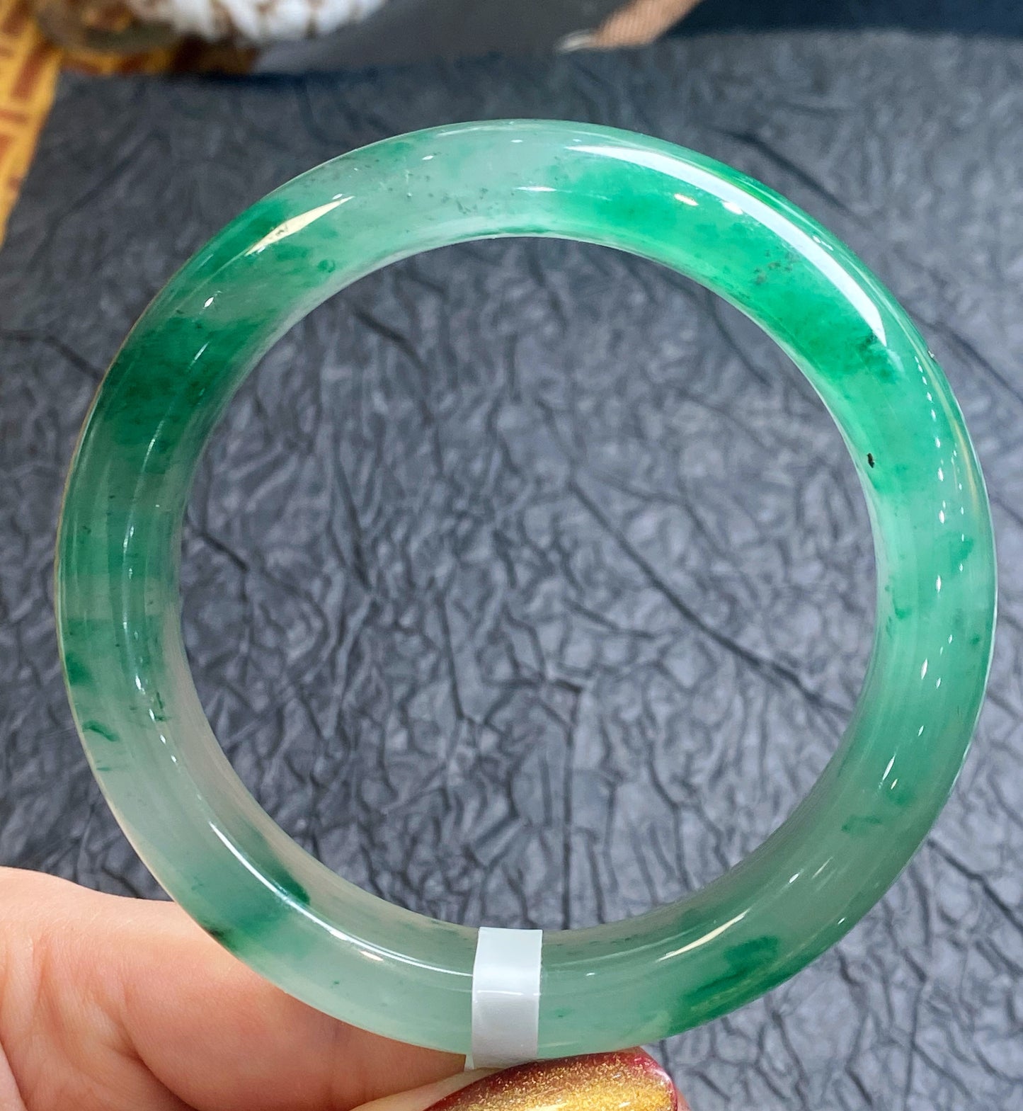 Jade - Bracelet Jonc en Jade Piao Hua